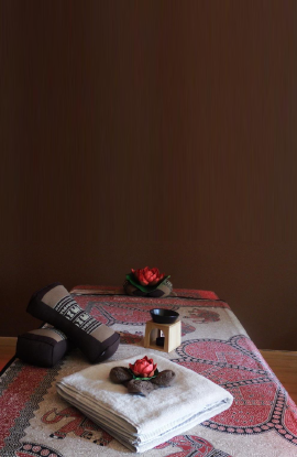 Massage Table Image